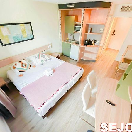 5 Minutes Du Zenith - Studio Chic Pantin Exterior photo